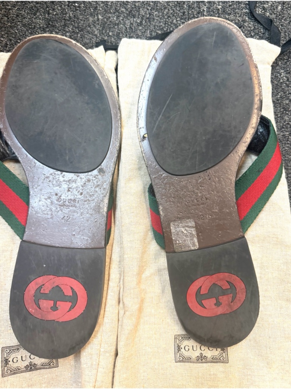 Gucci: Kika Interlocking GG Web Flip Flops size 42 - Picture 5 of 7